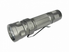 W-025 CREE Q3 LED 3xAAA Flashlight