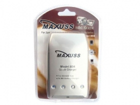 MAXUSS 804 AA and AAA Ni-MH battery Charger (US Plug)