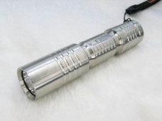 TANK 007 E3 CREE Q5 LED stainless steel Flashlight