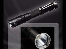 Nitecore CREE R2 LED D20 flashlight