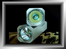 XENO CUBE E11 V5 Cree XPG R5 LED Flashlight