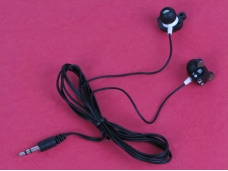 Rilakkuma Black Bear Stereo Earphone