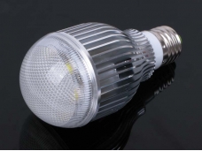 E27 7X1W White LED Energy-saving Lamp