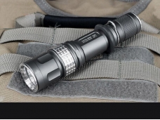 NITEYE TF20 CREE XM-L U2 LED EDC Tactical Flashlight 500Lumens