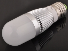 AC 100-250V 6W 2 Kinds of Color Temperature  LED Bulb