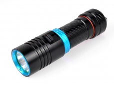 CREE XM-L2 LED 2 Mode 980Lumens magnetism switch  LED Diving Flashlight Torch