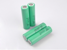 Soshine INR18650-25R 2500mAh 3.6V Rechargeable li-ion Battery 4-Pack