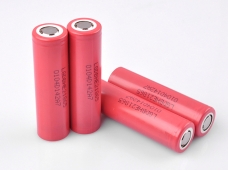 Soshine 18650 HD2 2000mAh 3.6V Rechargeable li-ion Battery 4-Pack