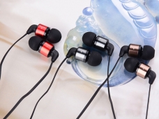Awei ES-600M Noise Isolating Hi-Definition In-Ear Earphone for iPhone Mobile phone PC MP3 CD Xbox